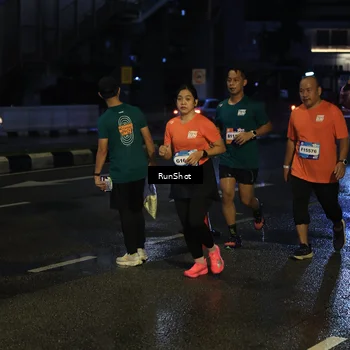 Runner Photo 7890028