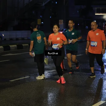 Runner Photo 7890031