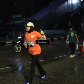Runner Photo 7890032