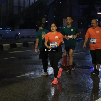 Runner Photo 7890036