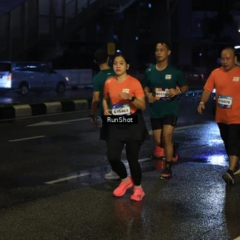 Runner Photo 7890039