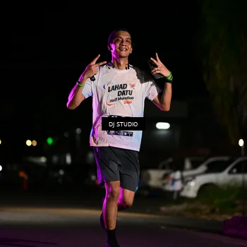 Runner Photo 7890040