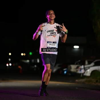 Runner Photo 7890041