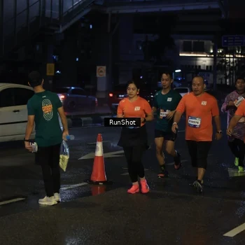 Runner Photo 7890043
