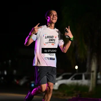 Runner Photo 7890058