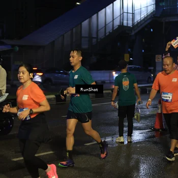 Runner Photo 7890059