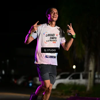 Runner Photo 7890060