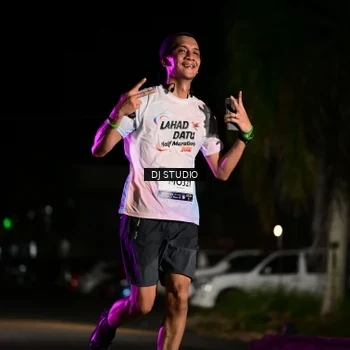 Runner Photo 7890061
