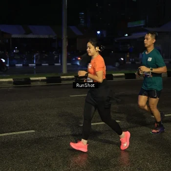 Runner Photo 7890062