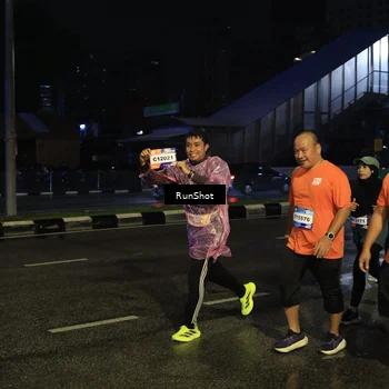 Runner Photo 7890085