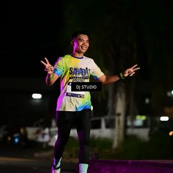 Runner Photo 7890086