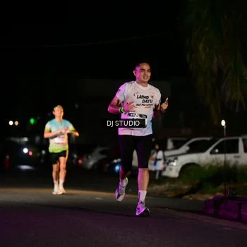 Runner Photo 7890094