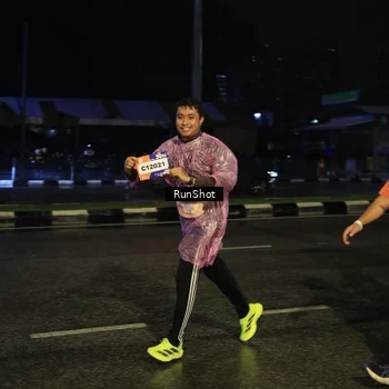 Runner Photo 7890099