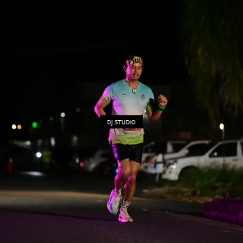 Runner Photo 7890114