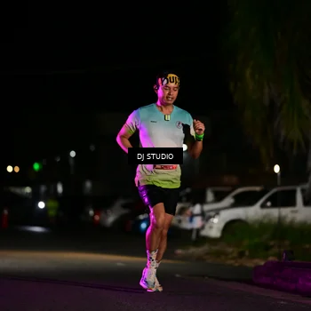 Runner Photo 7890115