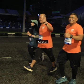 Runner Photo 7890120