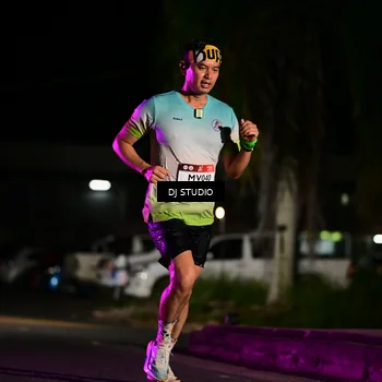 Runner Photo 7890143