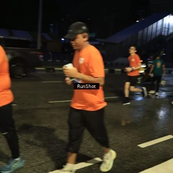Runner Photo 7890154