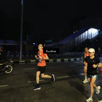 Runner Photo 7890178