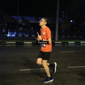 Runner Photo 7890197
