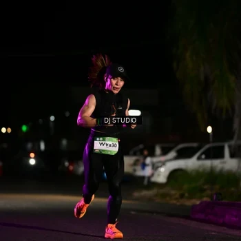 Runner Photo 7890200