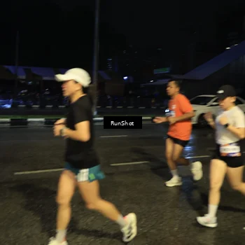 Runner Photo 7890208