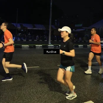 Runner Photo 7890209