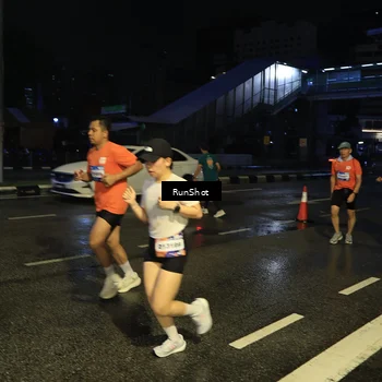 Runner Photo 7890213