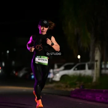 Runner Photo 7890215