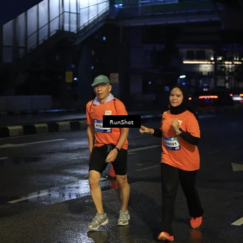 Runner Photo 7890233