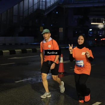 Runner Photo 7890239