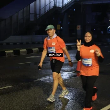 Runner Photo 7890245