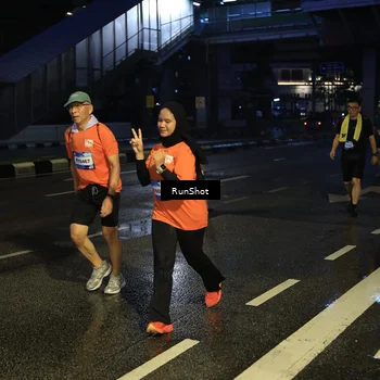 Runner Photo 7890257