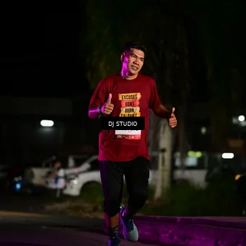 Runner Photo 7890269