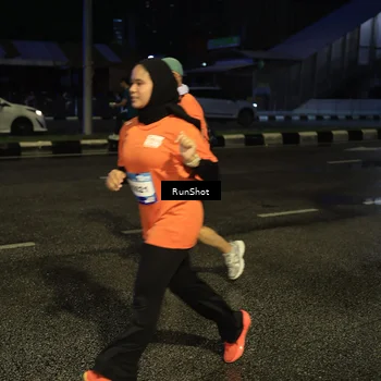 Runner Photo 7890280