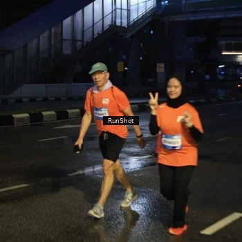 Runner Photo 7890286