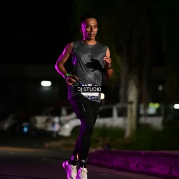 Runner Photo 7890295