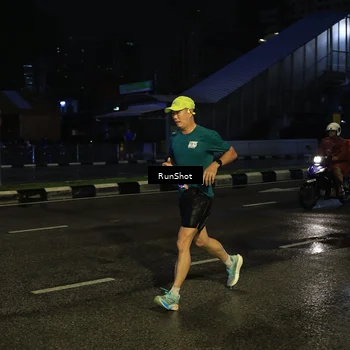 Runner Photo 7890298