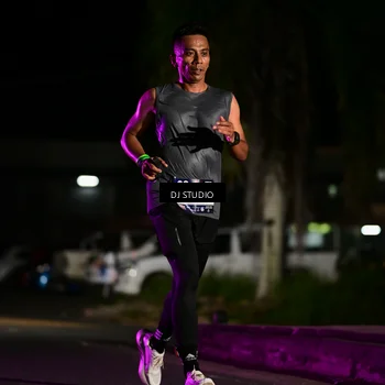 Runner Photo 7890304