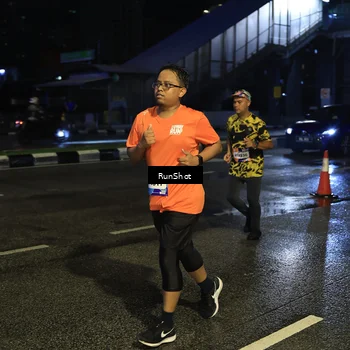 Runner Photo 7890321