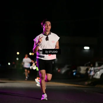 Runner Photo 7890332