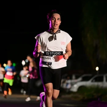 Runner Photo 7890364