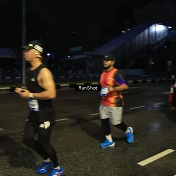 Runner Photo 7890383