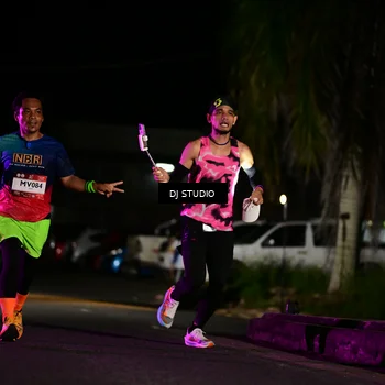 Runner Photo 7890384