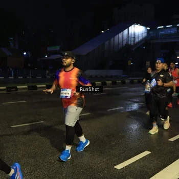 Runner Photo 7890389