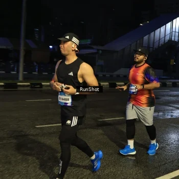Runner Photo 7890392