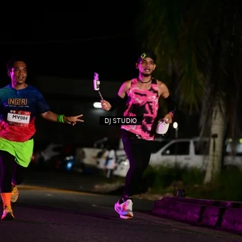 Runner Photo 7890394