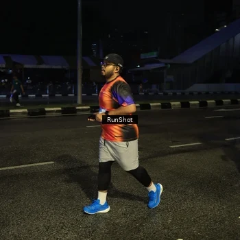 Runner Photo 7890418