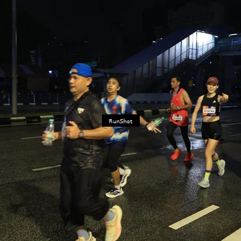Runner Photo 7890429