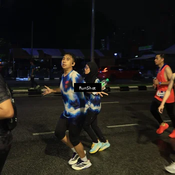 Runner Photo 7890437